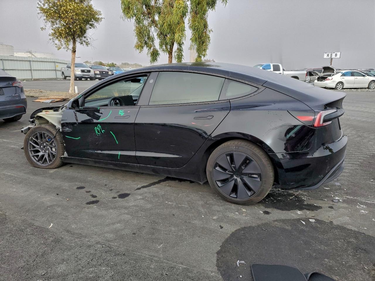 2024 TESLA MODEL 3
