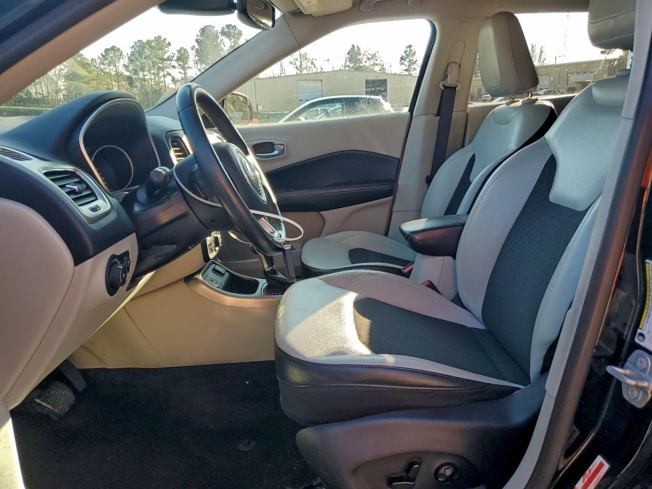 2019 JEEP Compass