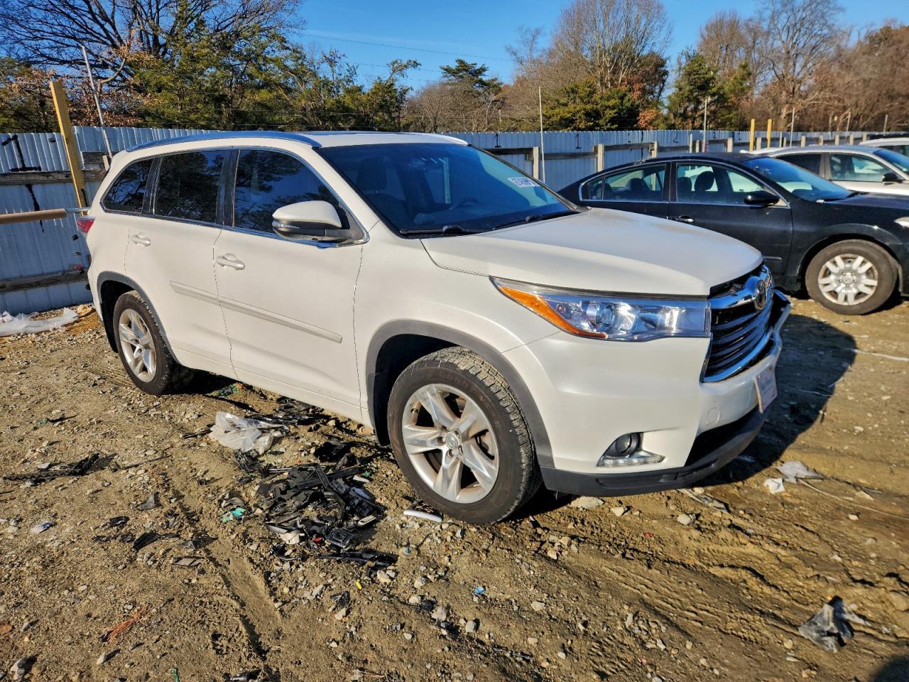 2015 TOYOTA HIGHLANDER