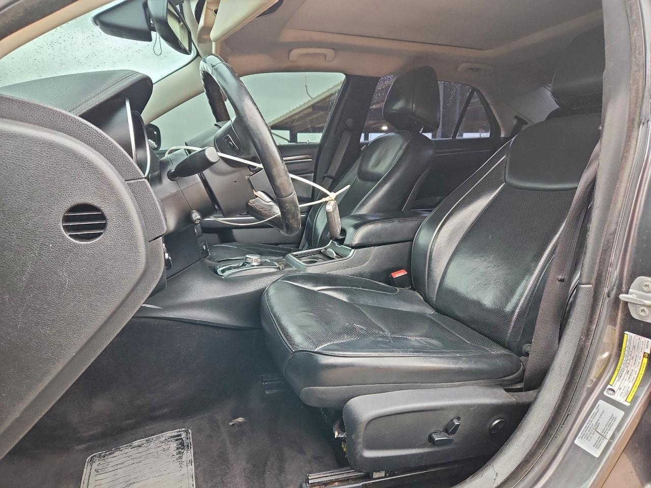 2016 CHRYSLER 300