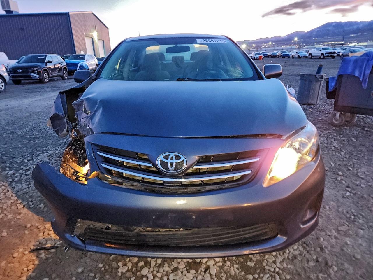2013 TOYOTA COROLLA