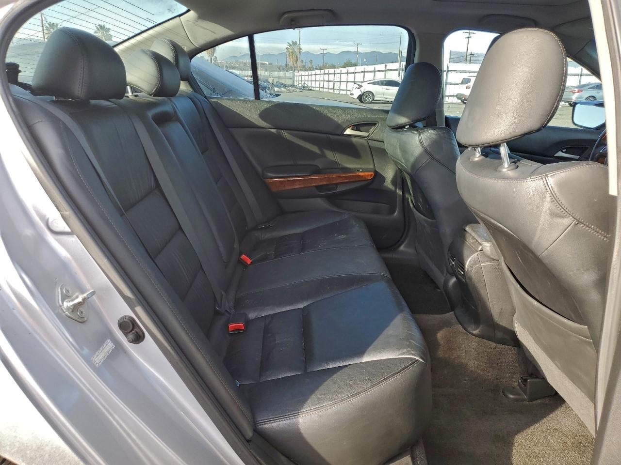 2011 HONDA ACCORD