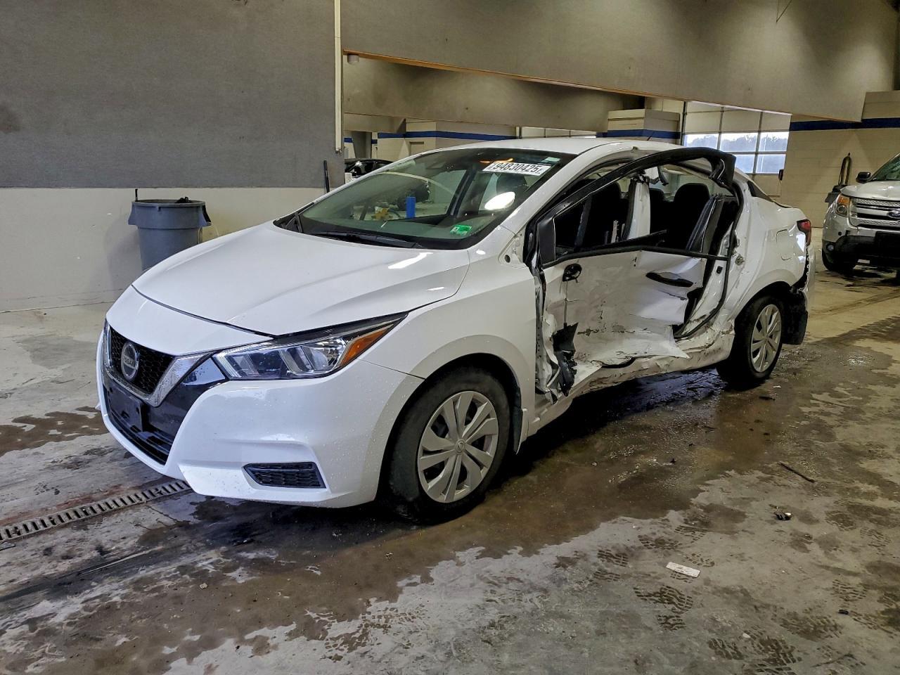 2022 NISSAN VERSA