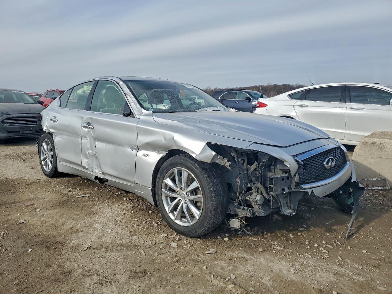 2017 INFINITI Q50