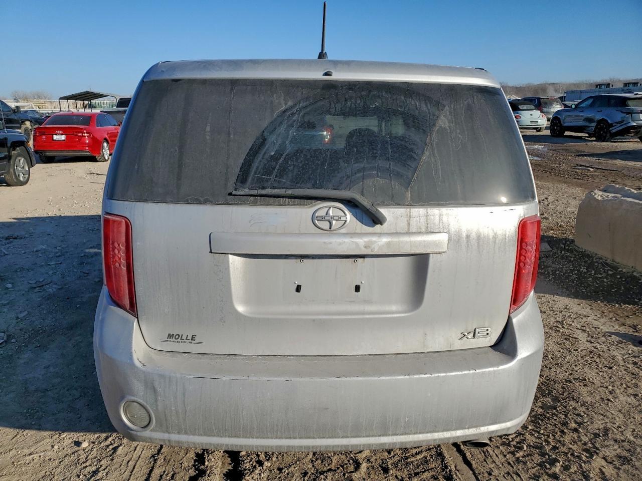 2010 TOYOTA SCION
