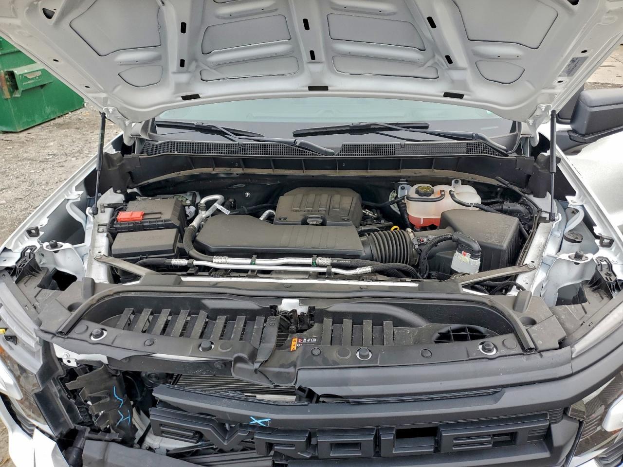 2025 CHEVROLET Silverado