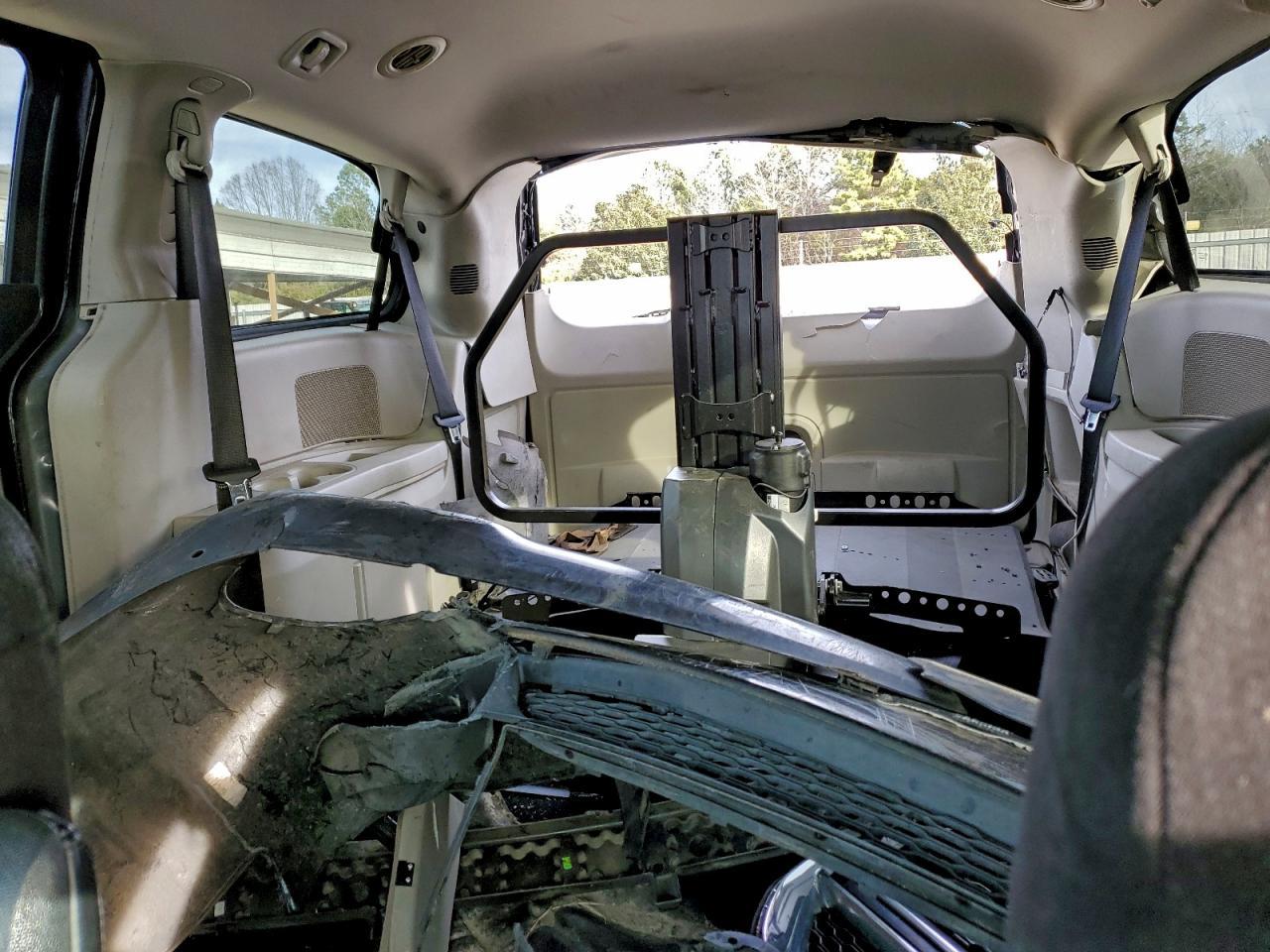 2011 DODGE GRAND CARAVAN