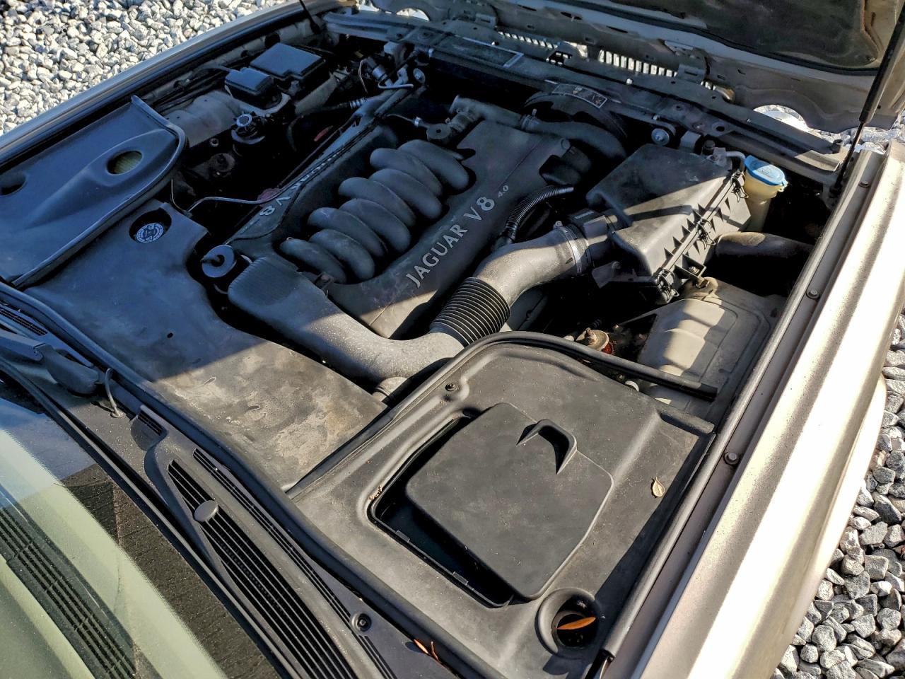 1998 JAGUAR Vandenplas