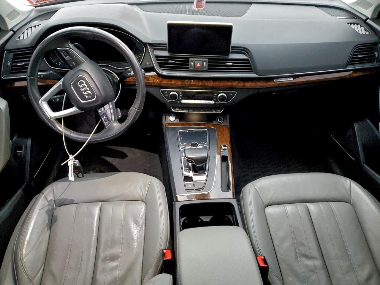 2018 AUDI Q5