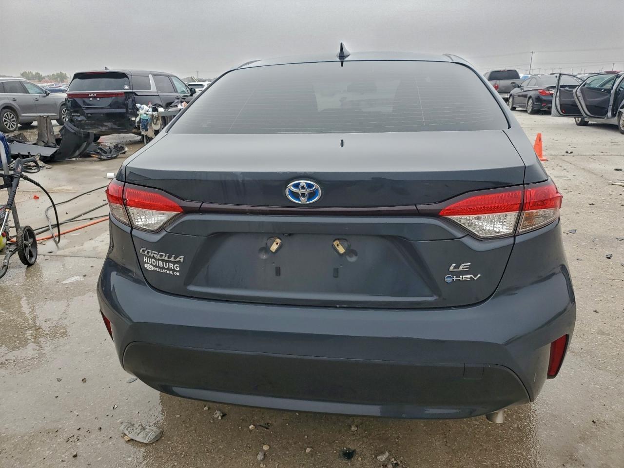 2025 TOYOTA COROLLA