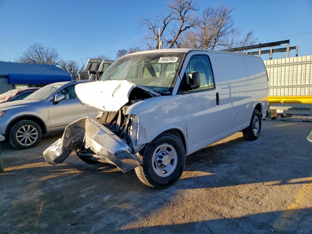 2016 CHEVROLET EXPRESS 2500