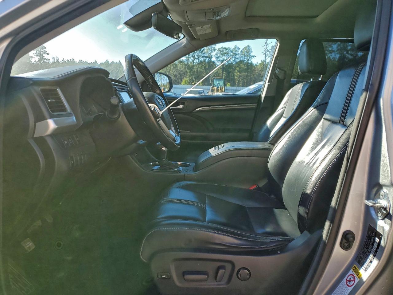 2017 TOYOTA HIGHLANDER