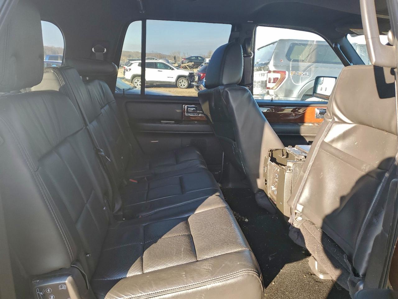 2014 LINCOLN Navigator