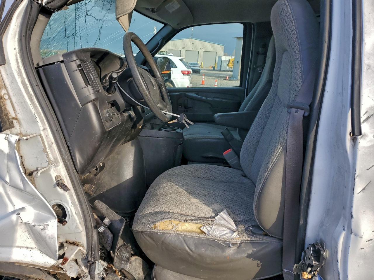 2008 CHEVROLET EXPRESS 2500