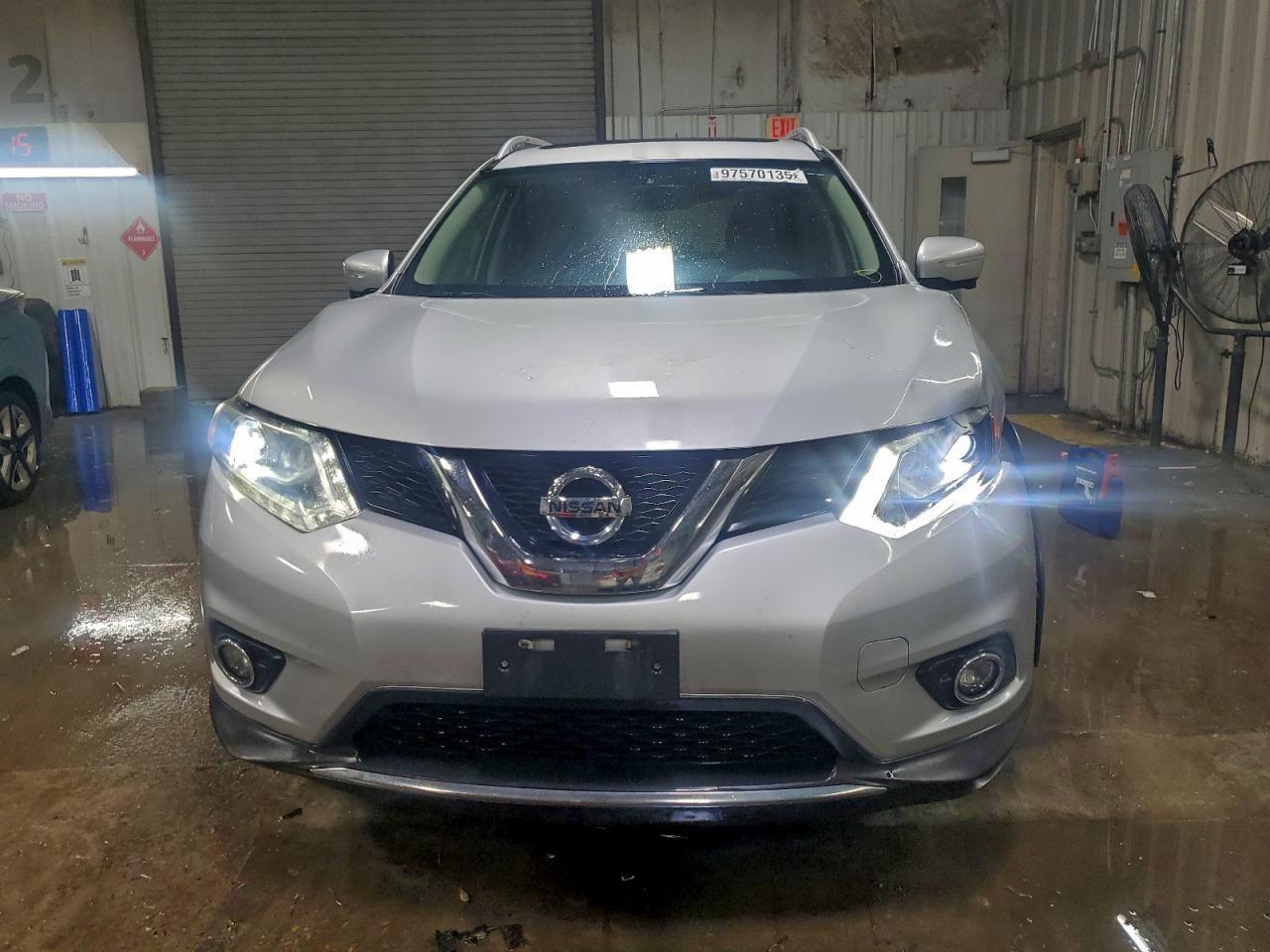 2015 NISSAN ROGUE