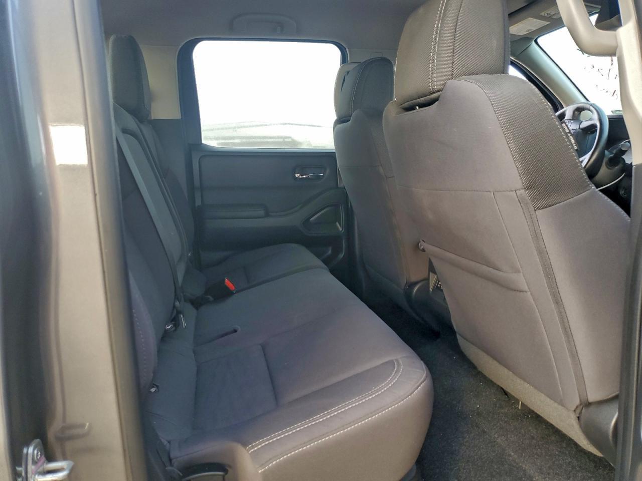 2024 NISSAN Frontier