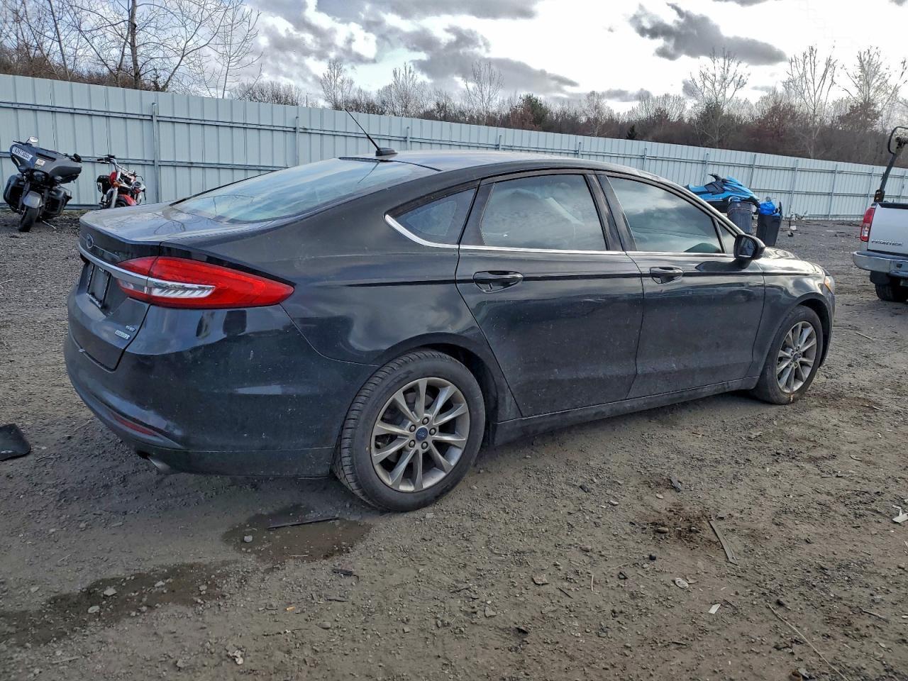 2017 FORD FUSION