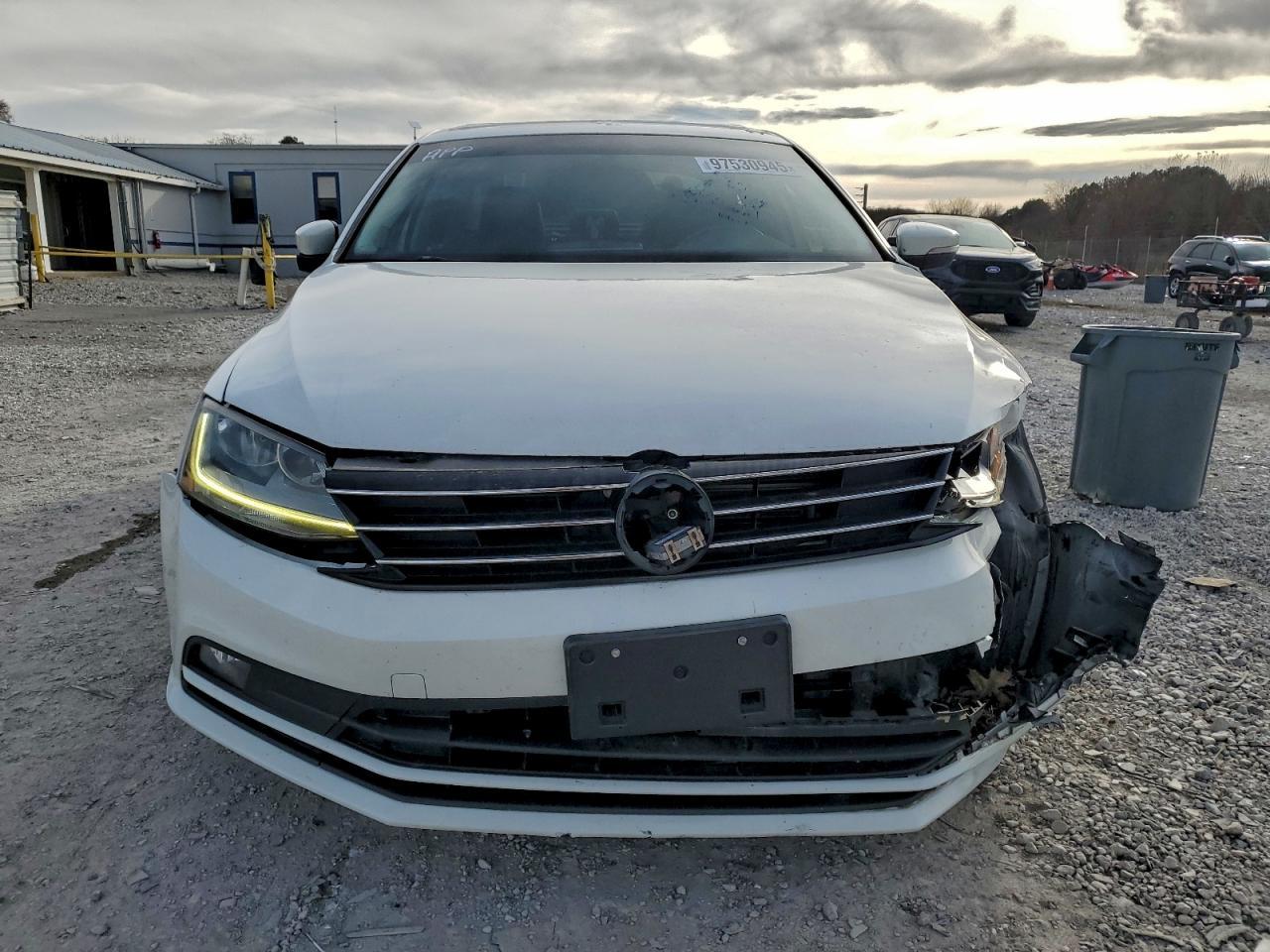 2017 VOLKSWAGEN JETTA