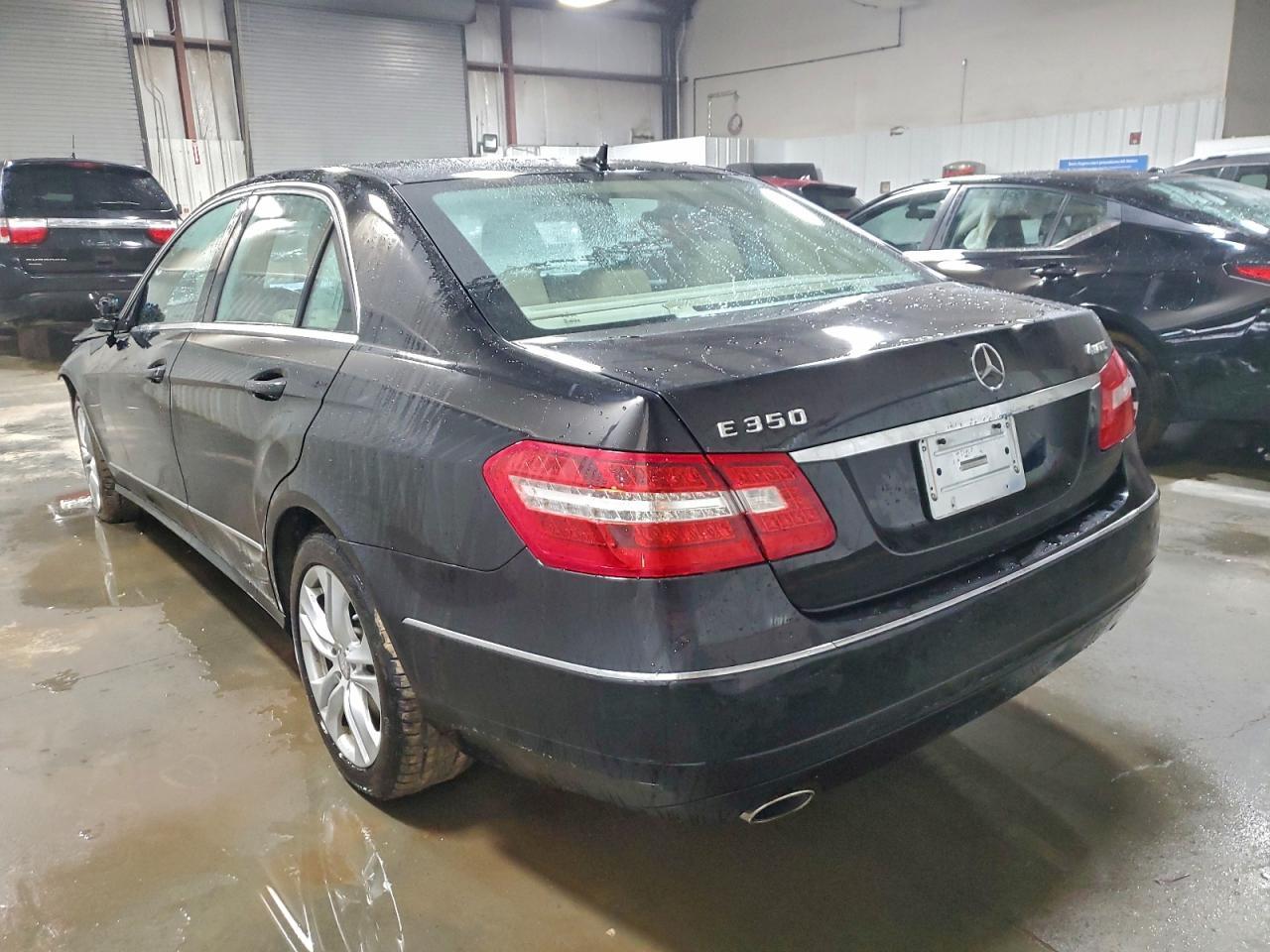 2010 MERCEDES-BENZ E-Class