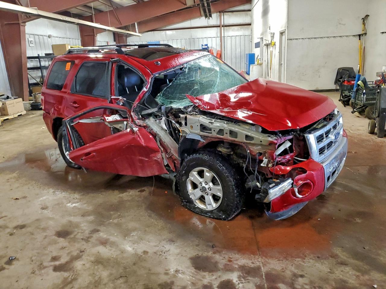 2010 FORD ESCAPE