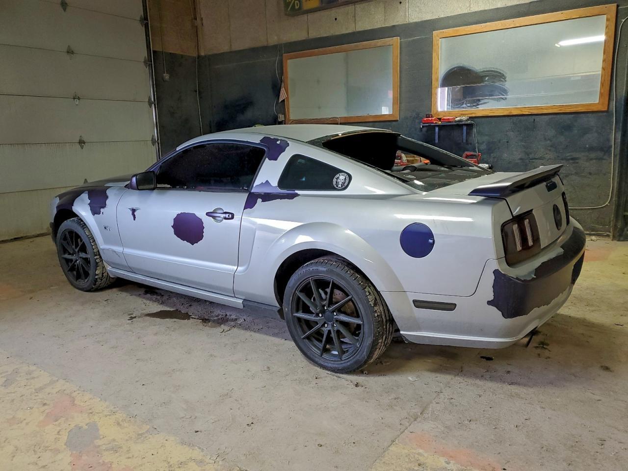 2006 FORD MUSTANG