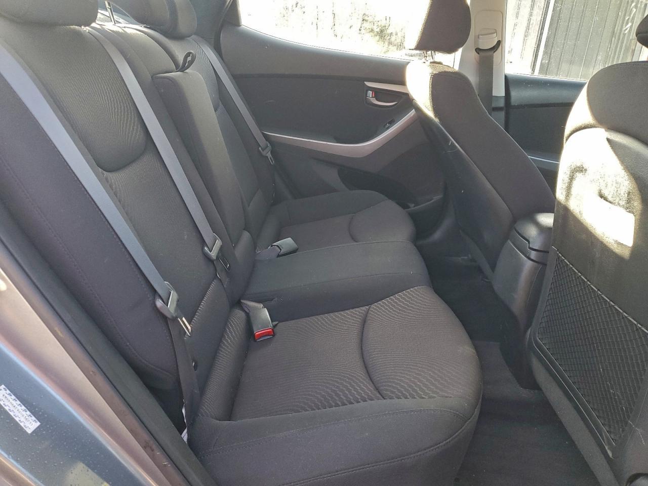 2016 HYUNDAI ELANTRA
