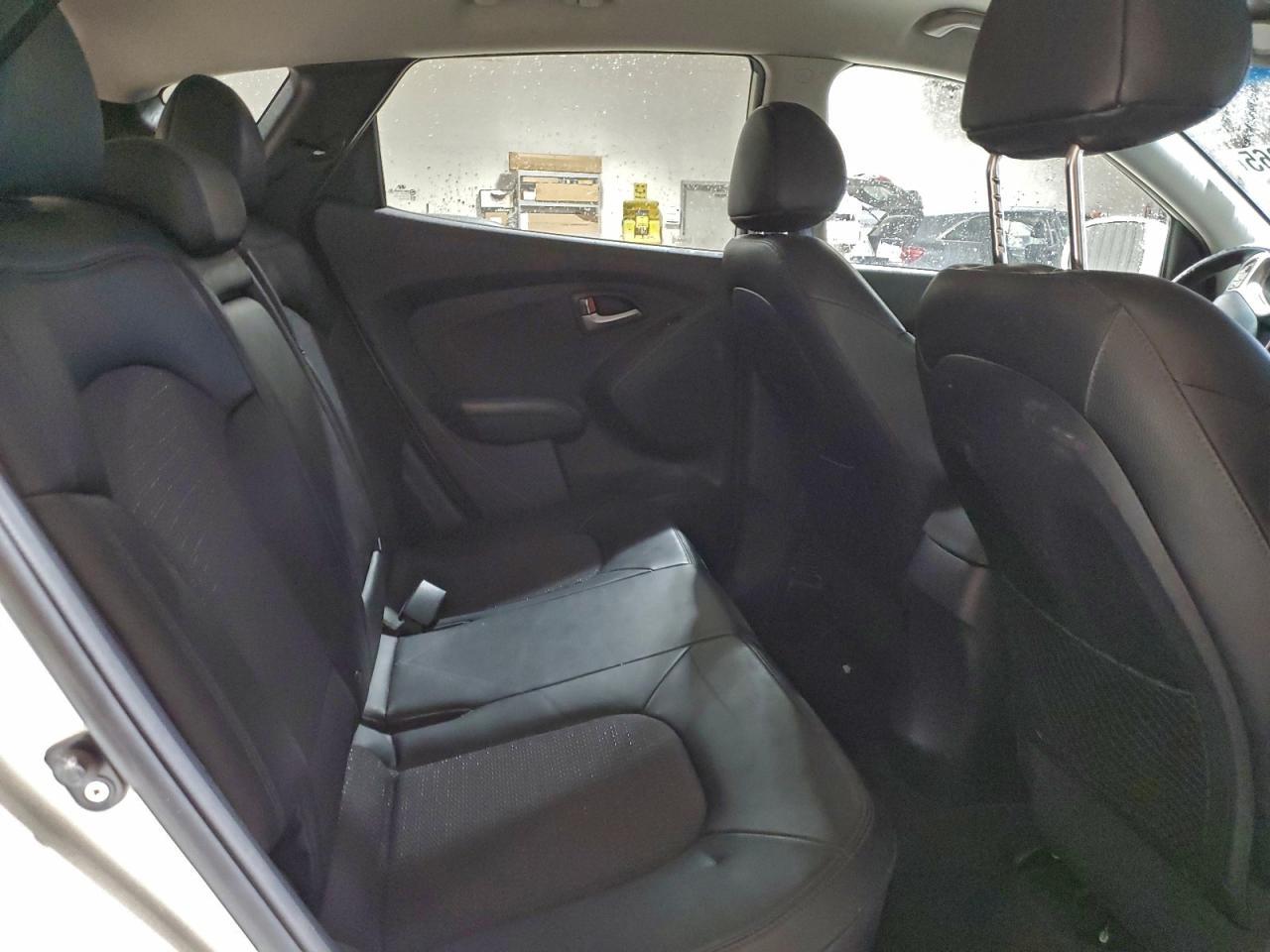 2012 HYUNDAI TUCSON