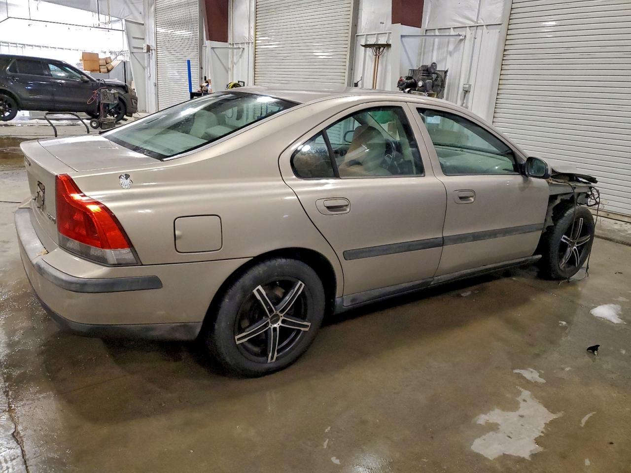 2003 VOLVO S60