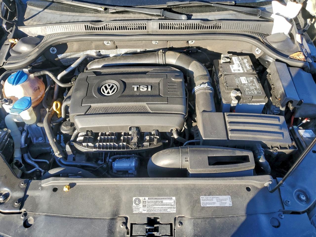 2016 VOLKSWAGEN JETTA