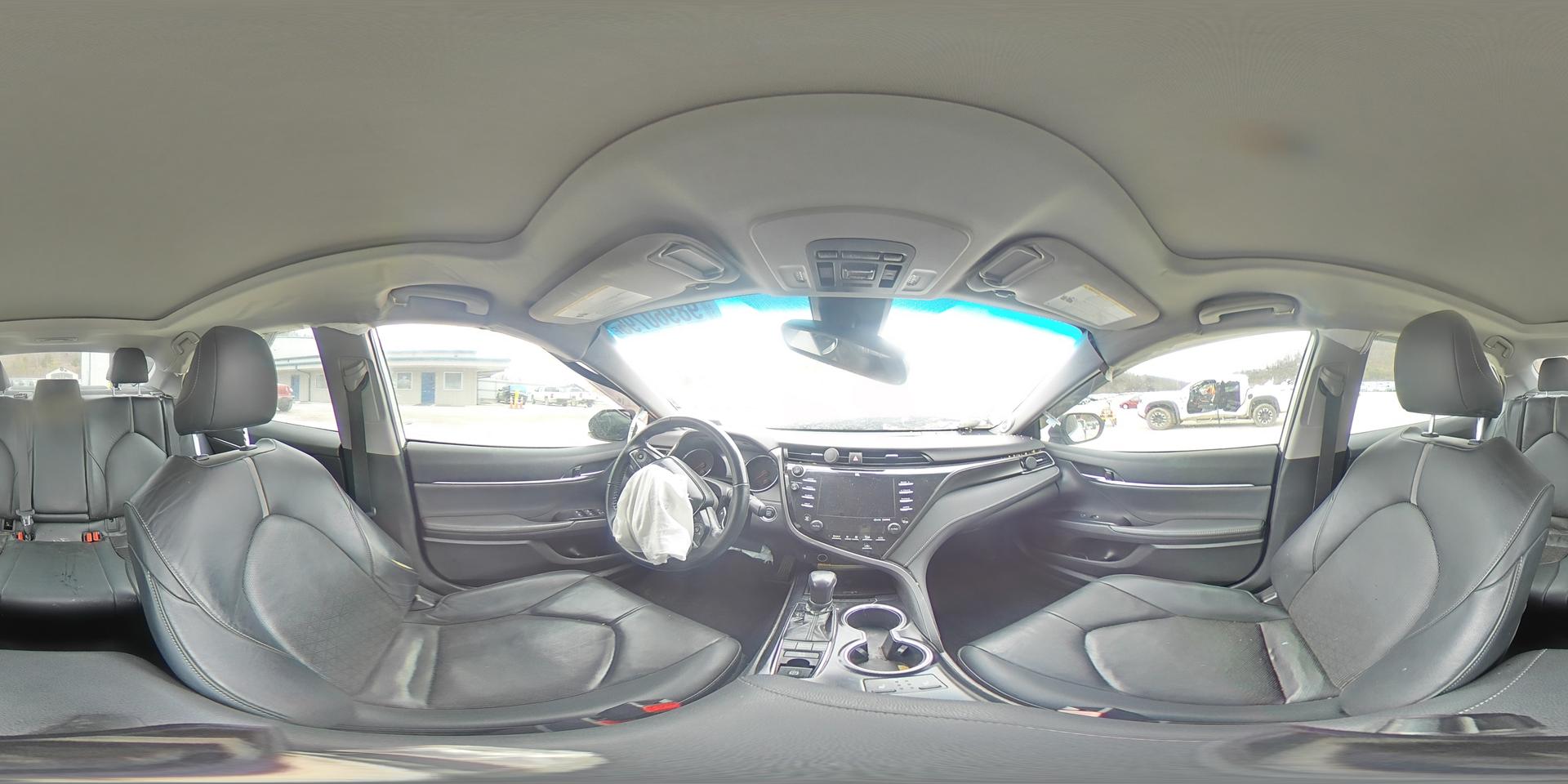 2019 TOYOTA CAMRY
