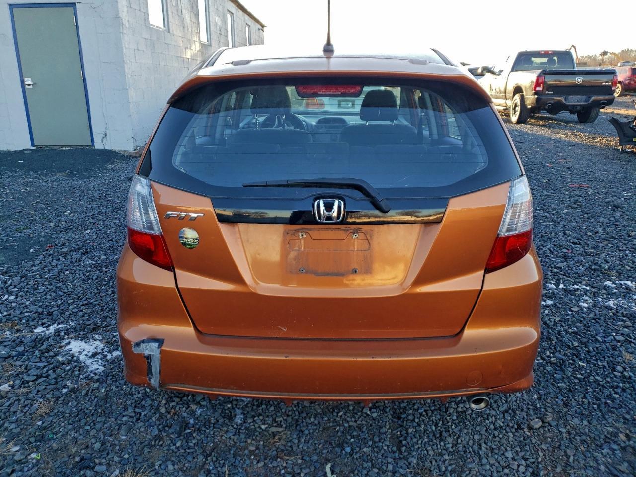 2011 HONDA FIT