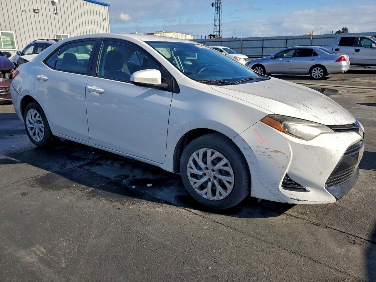 2018 TOYOTA COROLLA