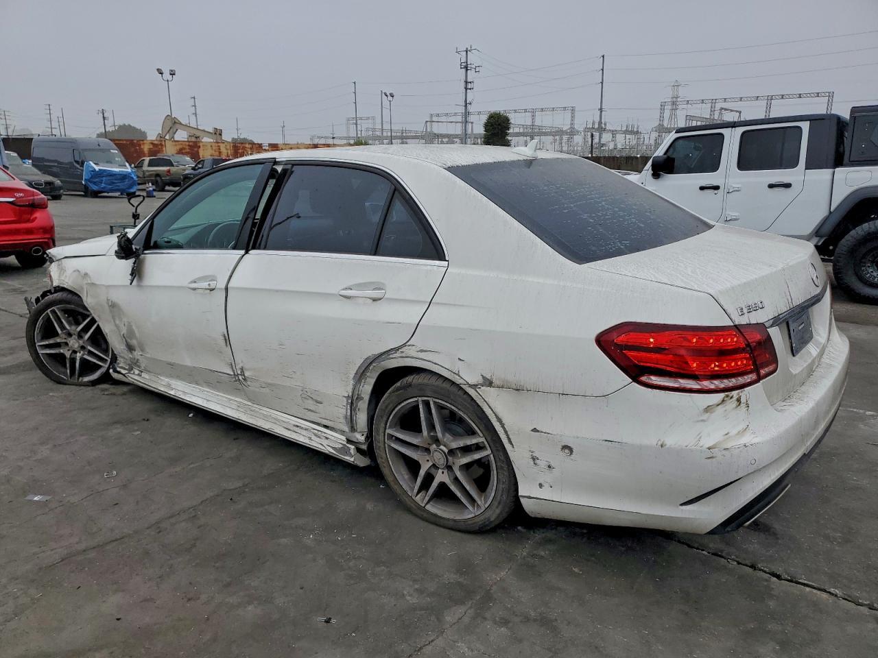 2015 MERCEDES-BENZ E-Class