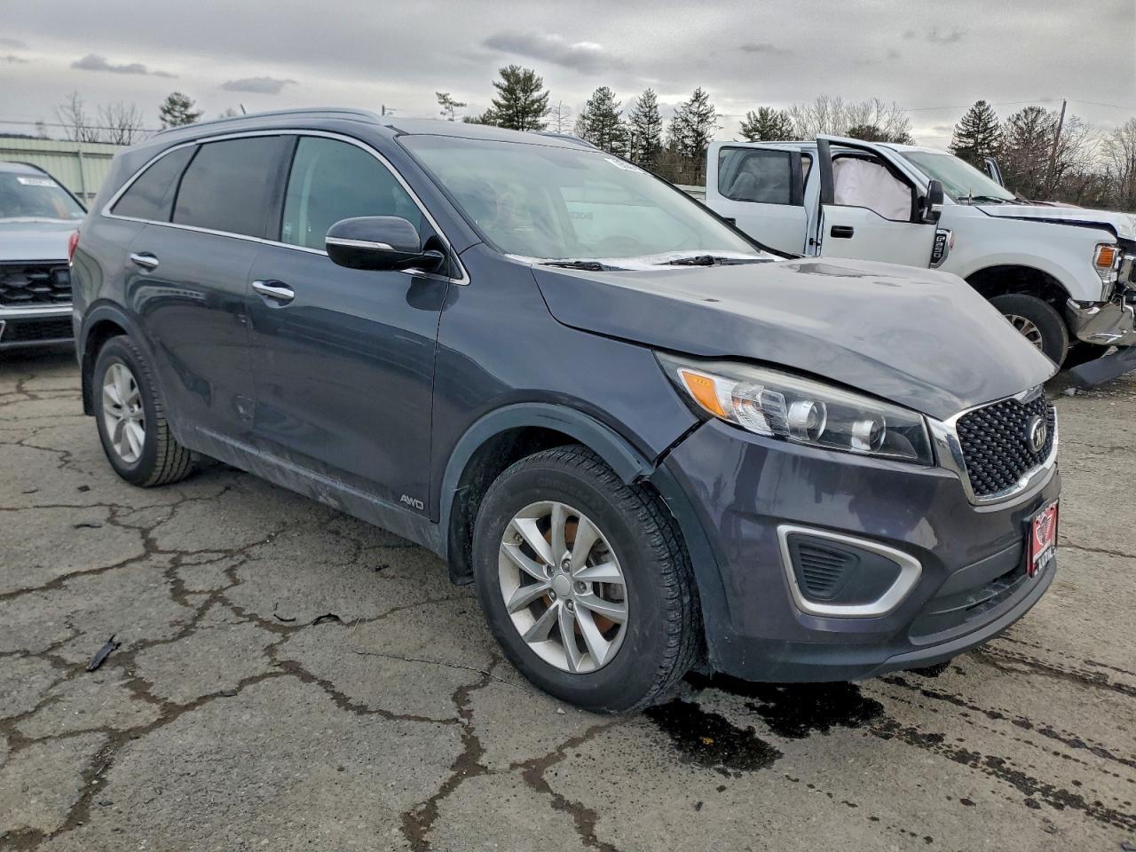 2017 KIA SORENTO