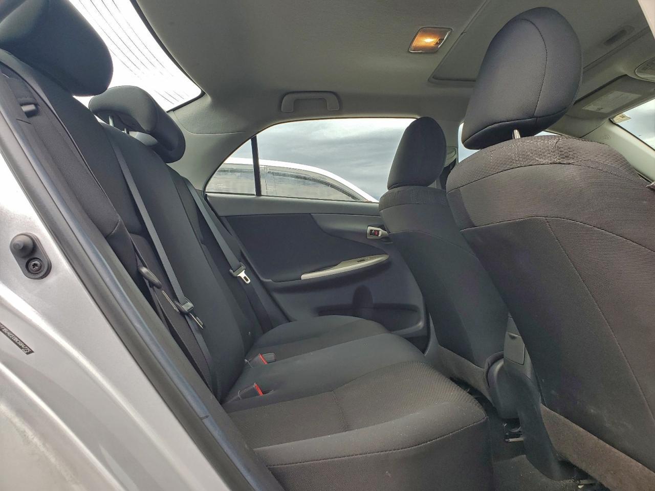 2011 TOYOTA COROLLA