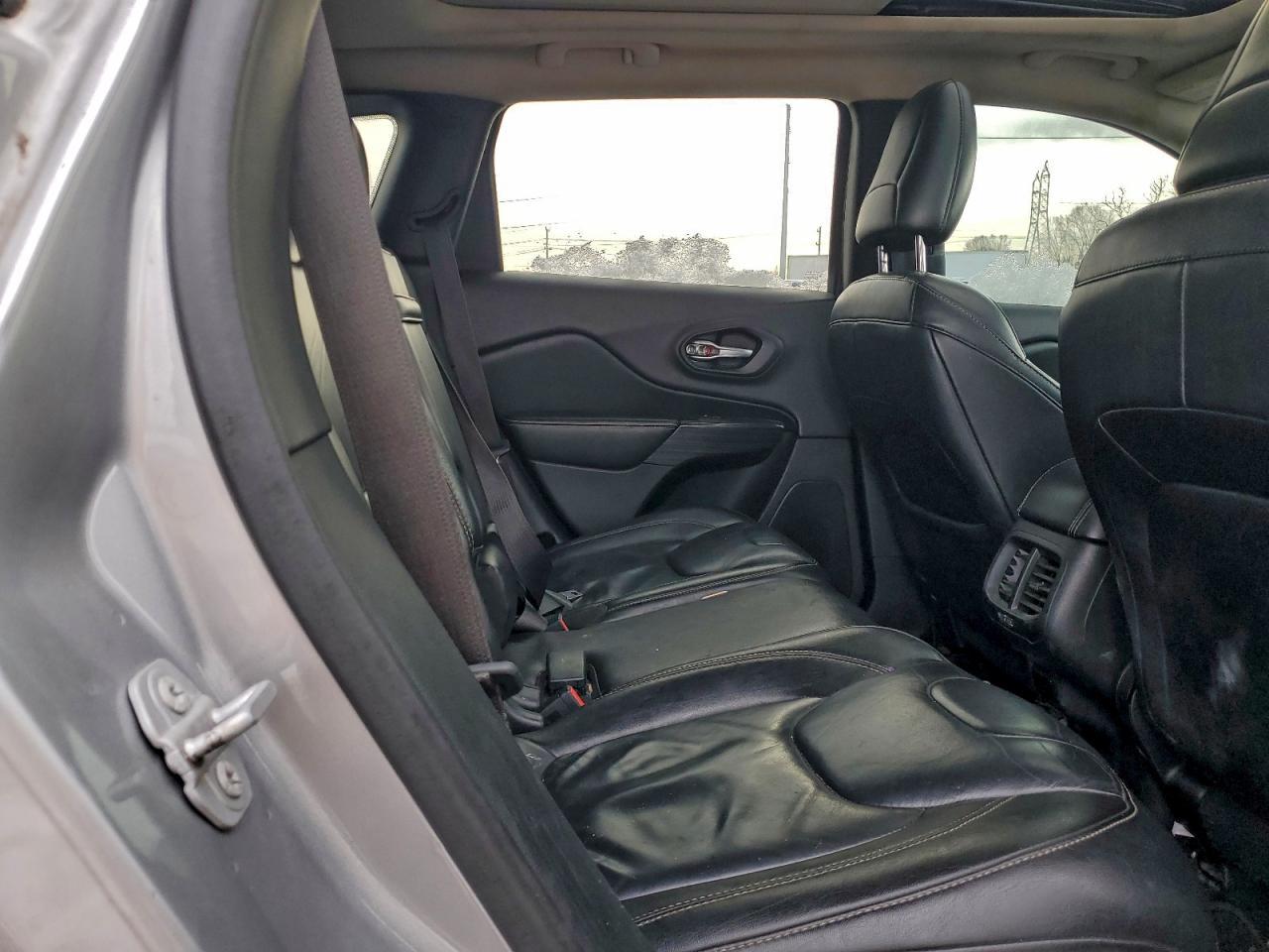 2015 JEEP CHEROKEE