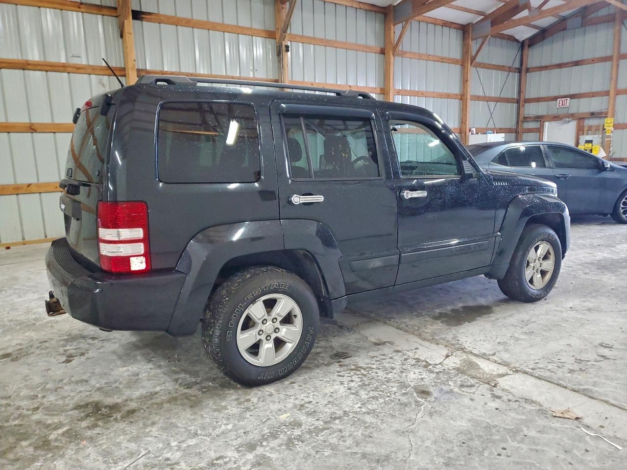 2012 JEEP Liberty