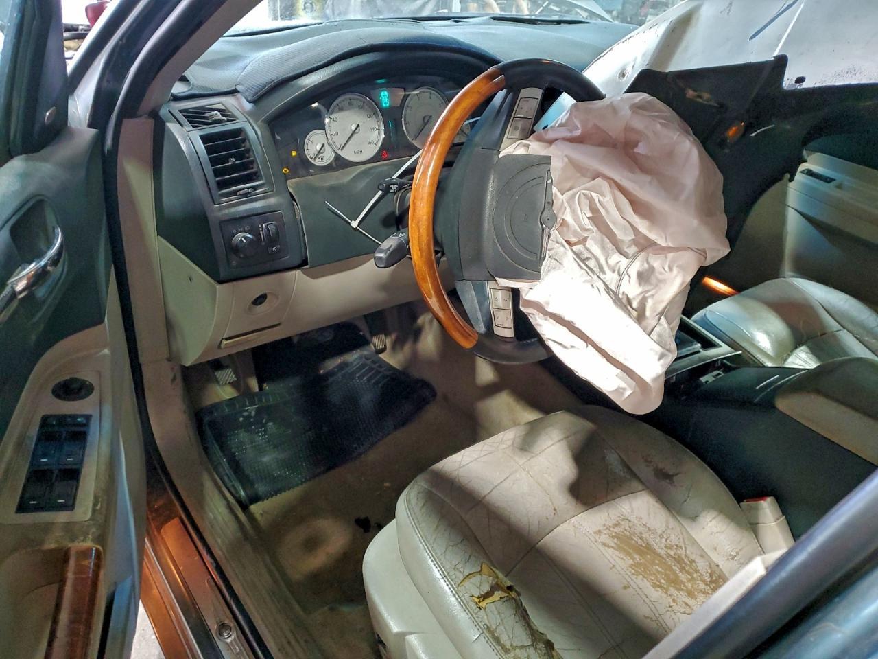 2006 CHRYSLER 300