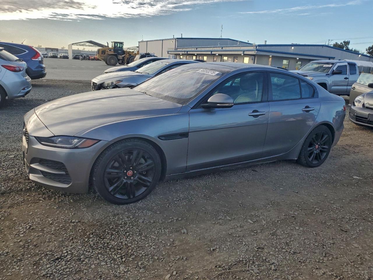 2020 JAGUAR XE