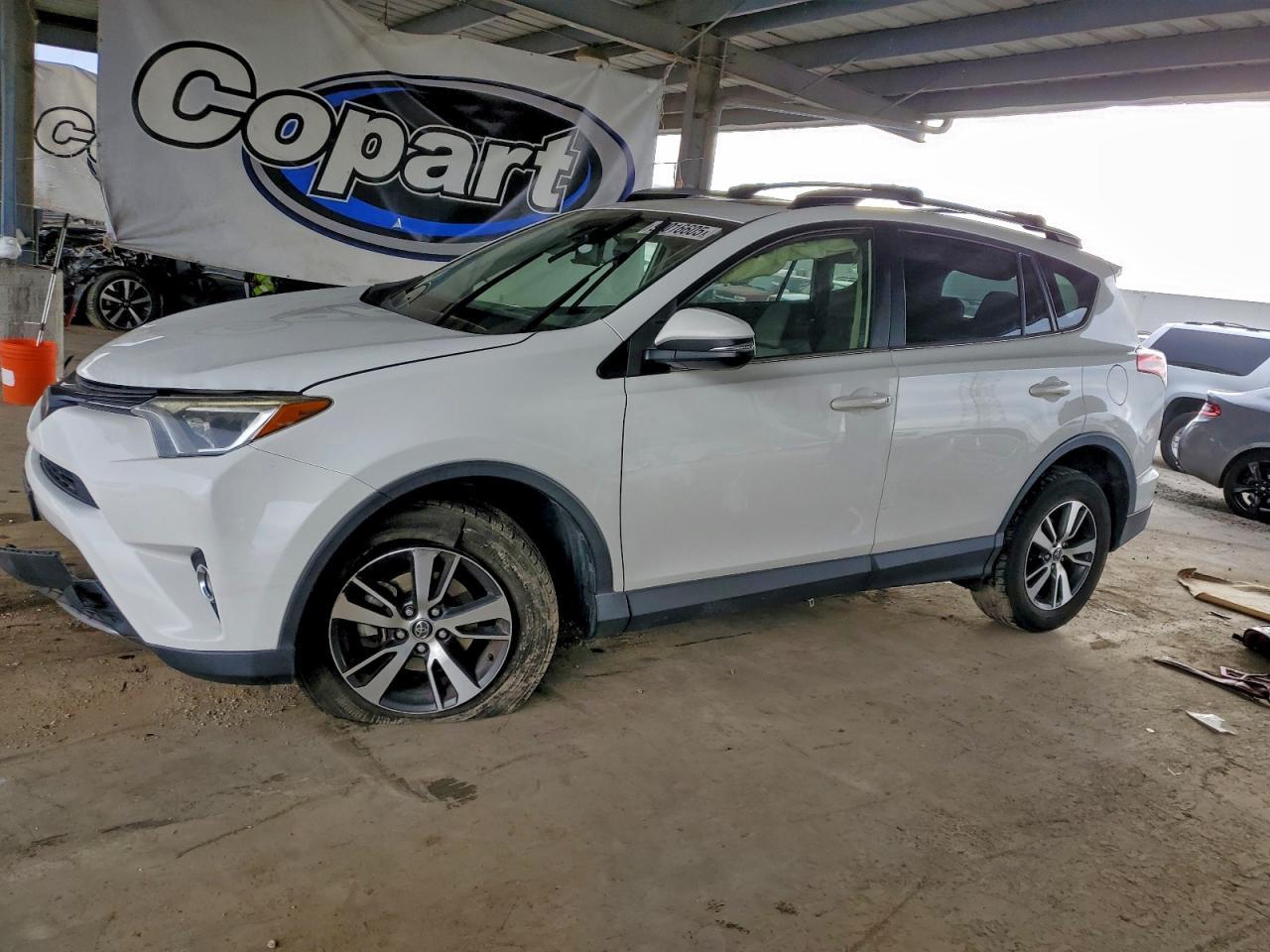 2017 TOYOTA RAV4