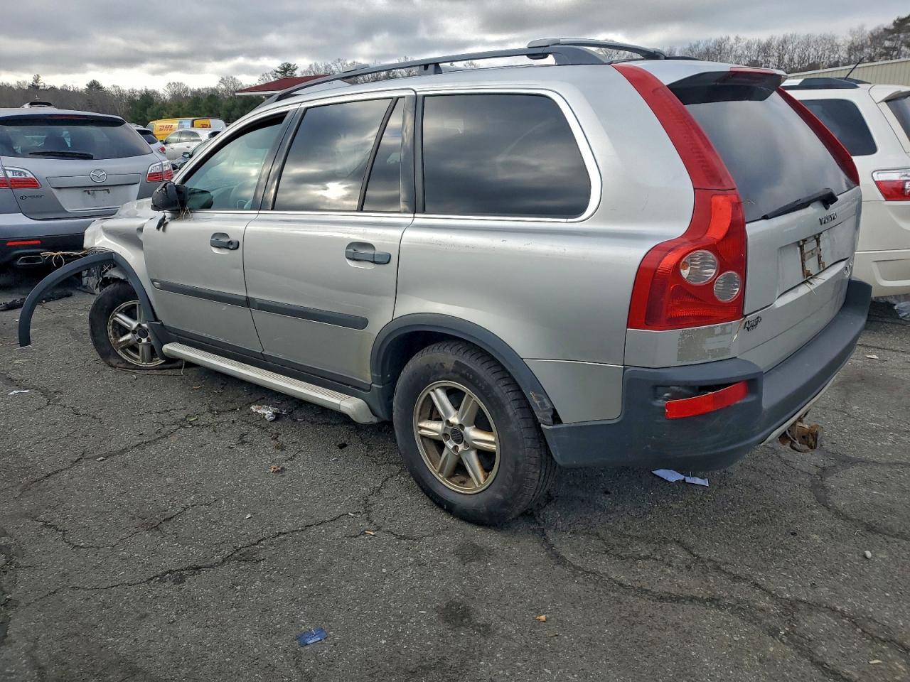 2003 VOLVO XC90
