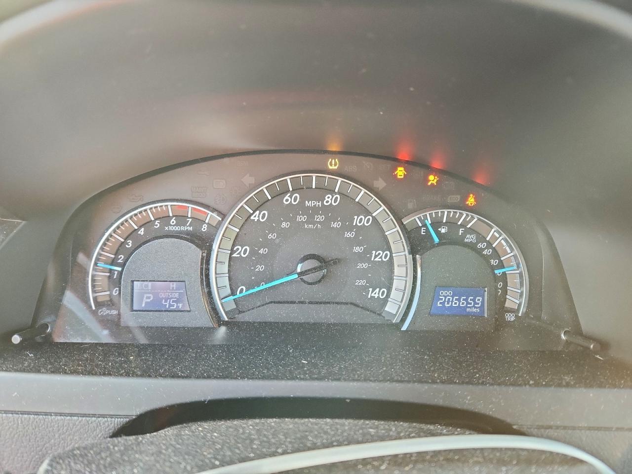 2014 TOYOTA CAMRY