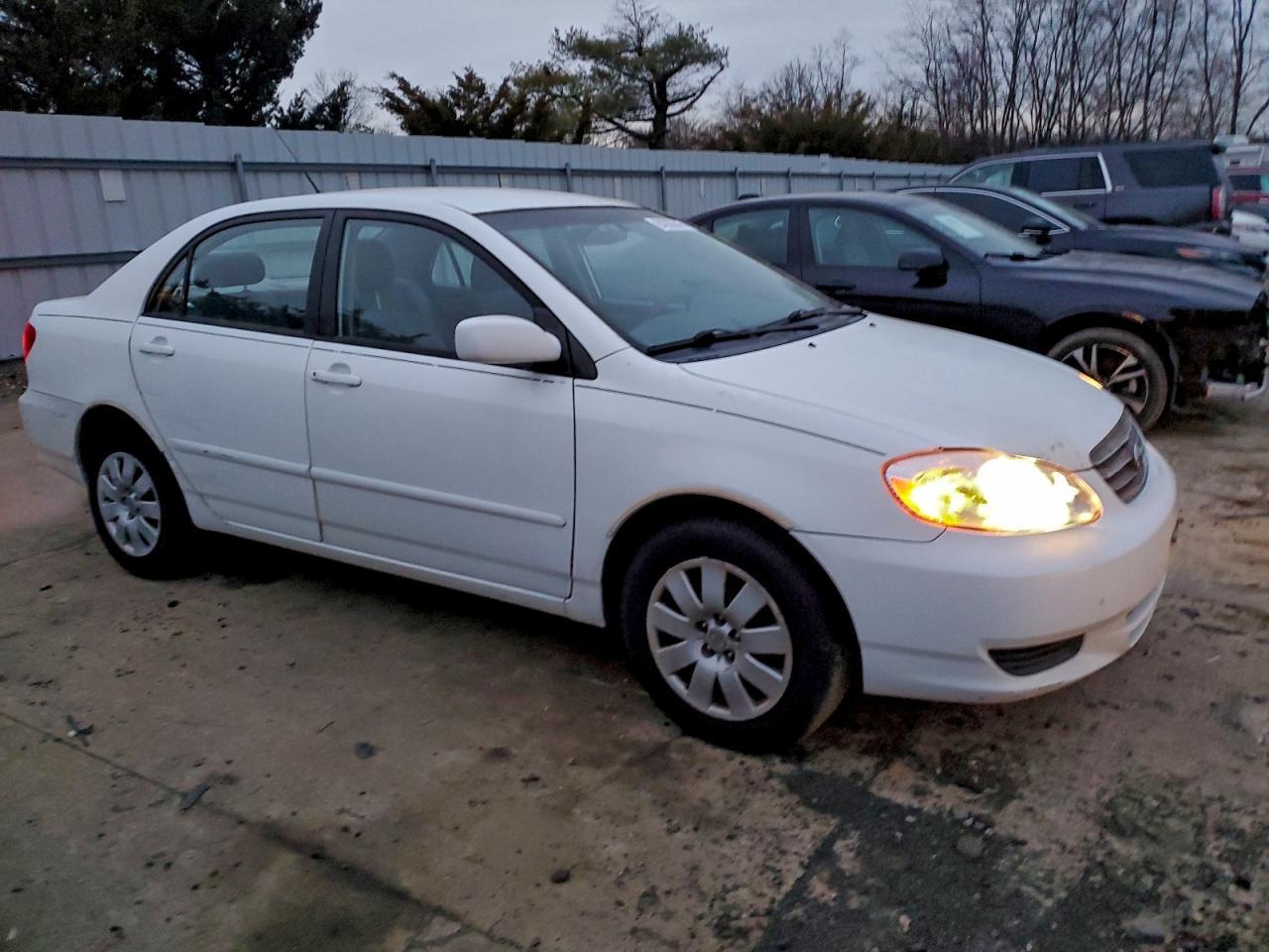 2004 TOYOTA COROLLA