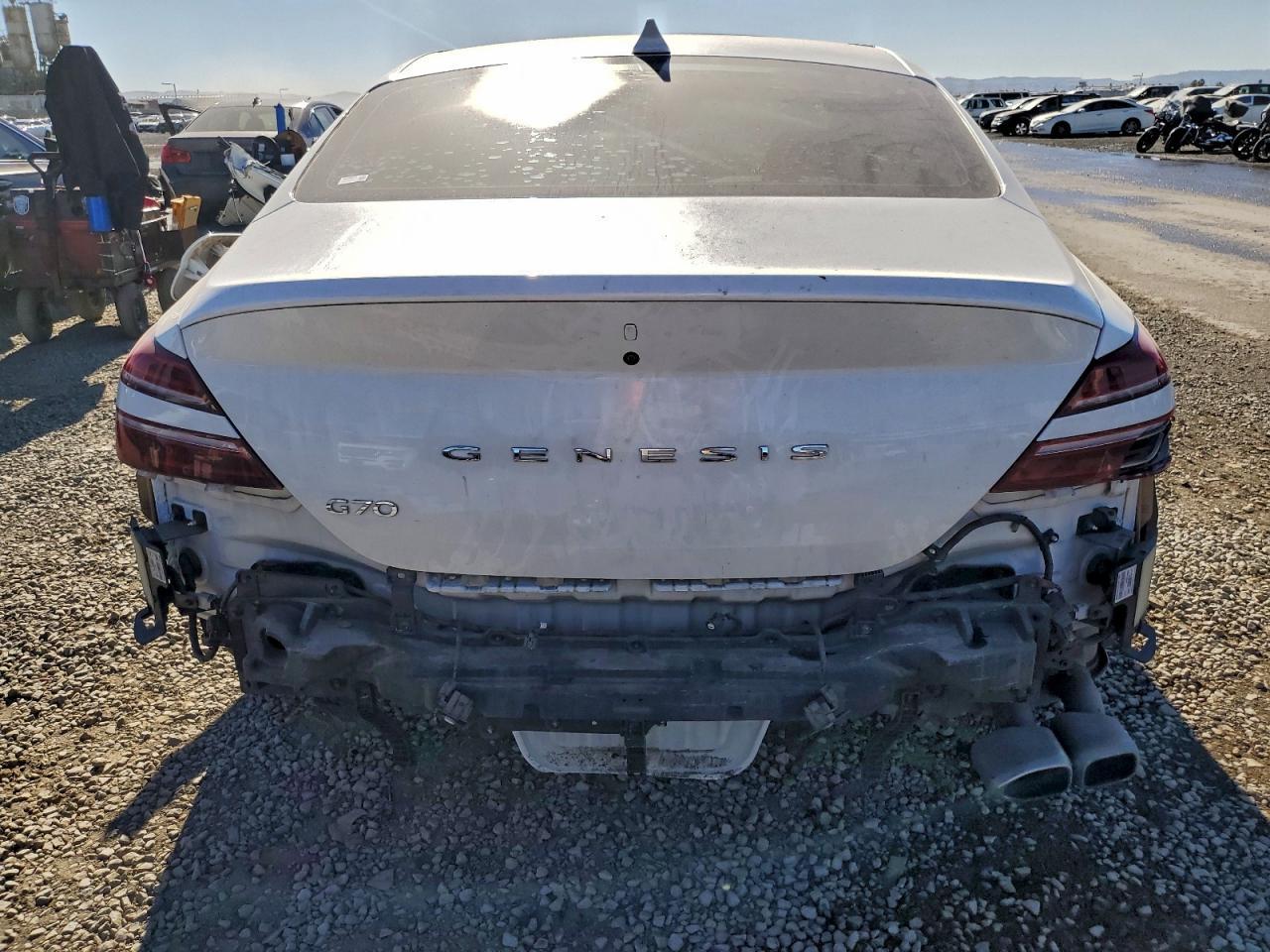2022 GENESIS G70