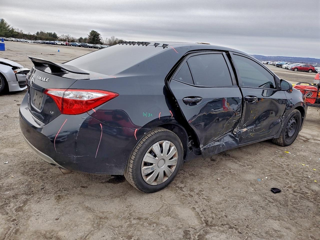 2016 TOYOTA COROLLA