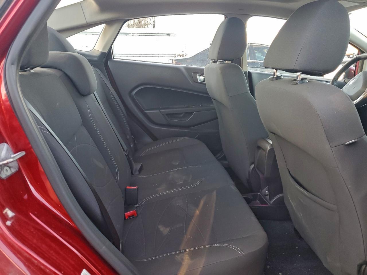 2014 FORD Fiesta