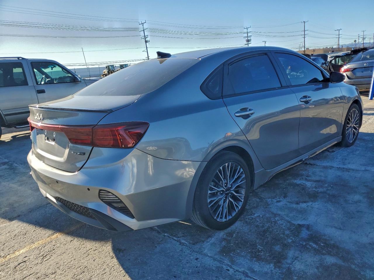 2023 KIA FORTE