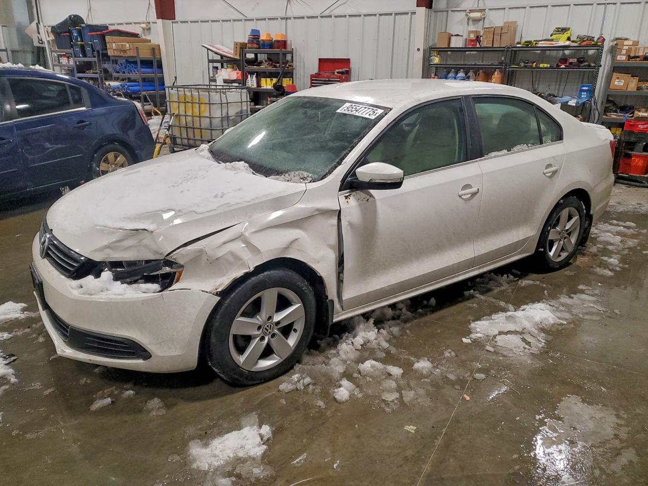2013 VOLKSWAGEN JETTA