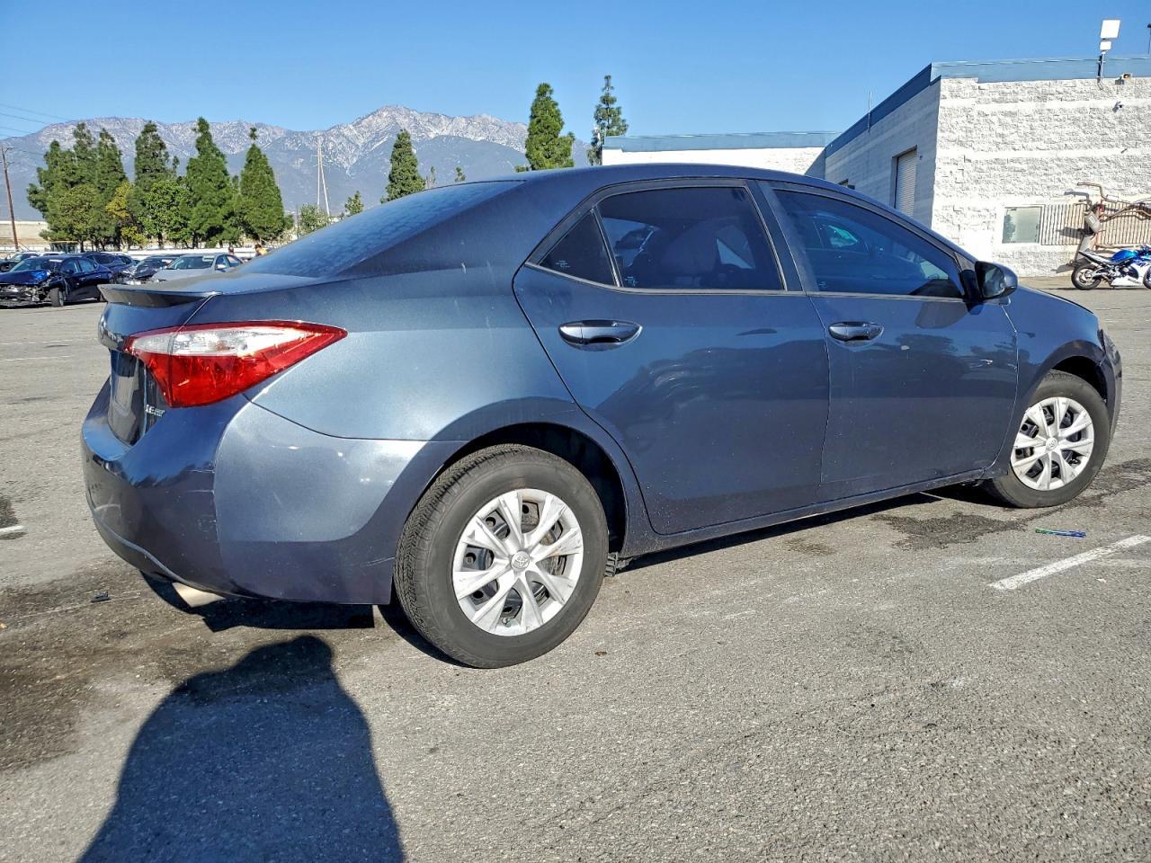 2015 TOYOTA COROLLA