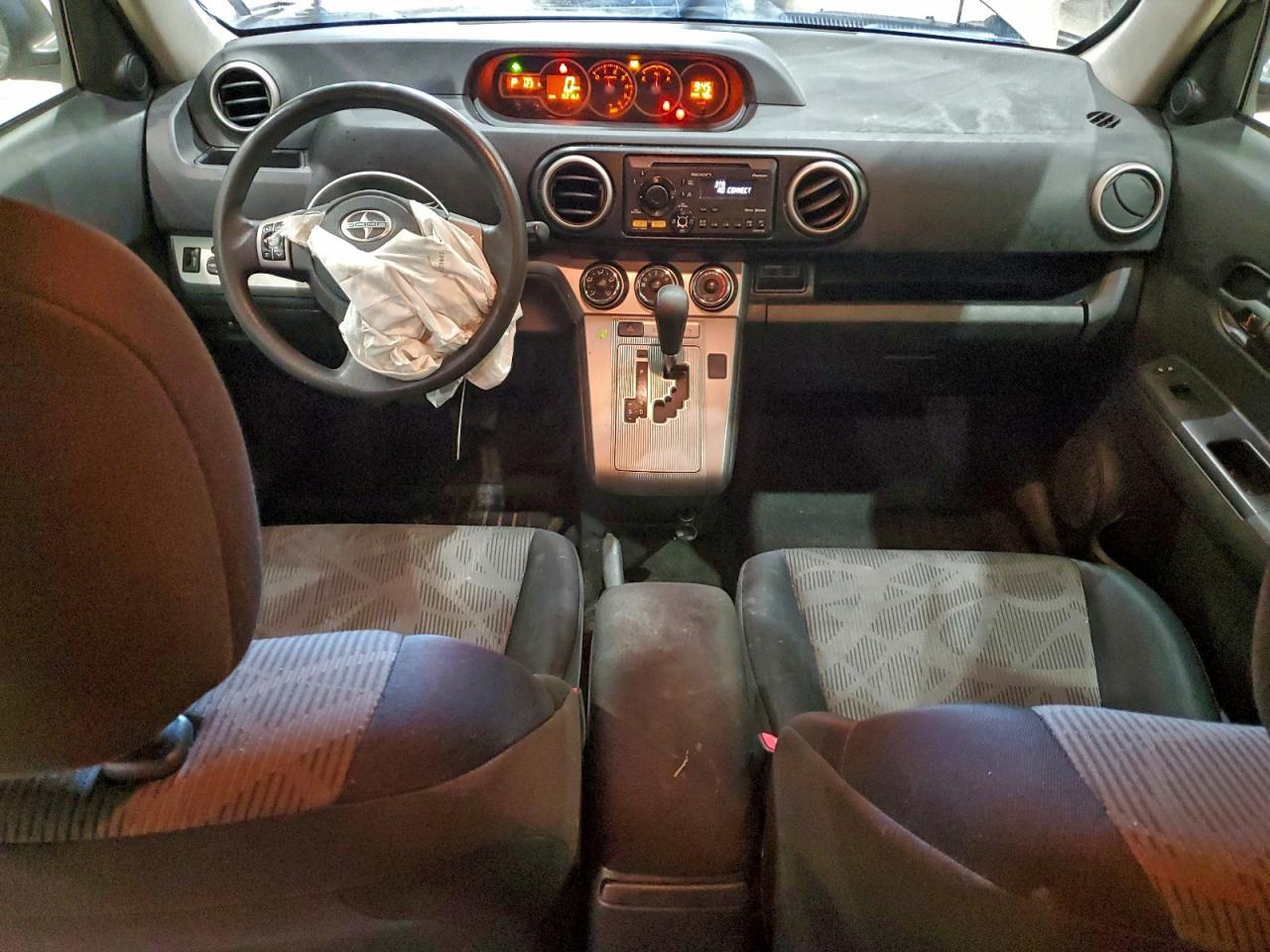 2013 SCION xB